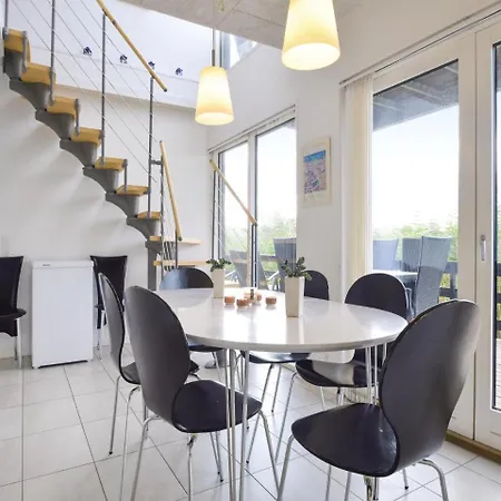 Three-bedroom In Casa vacanze